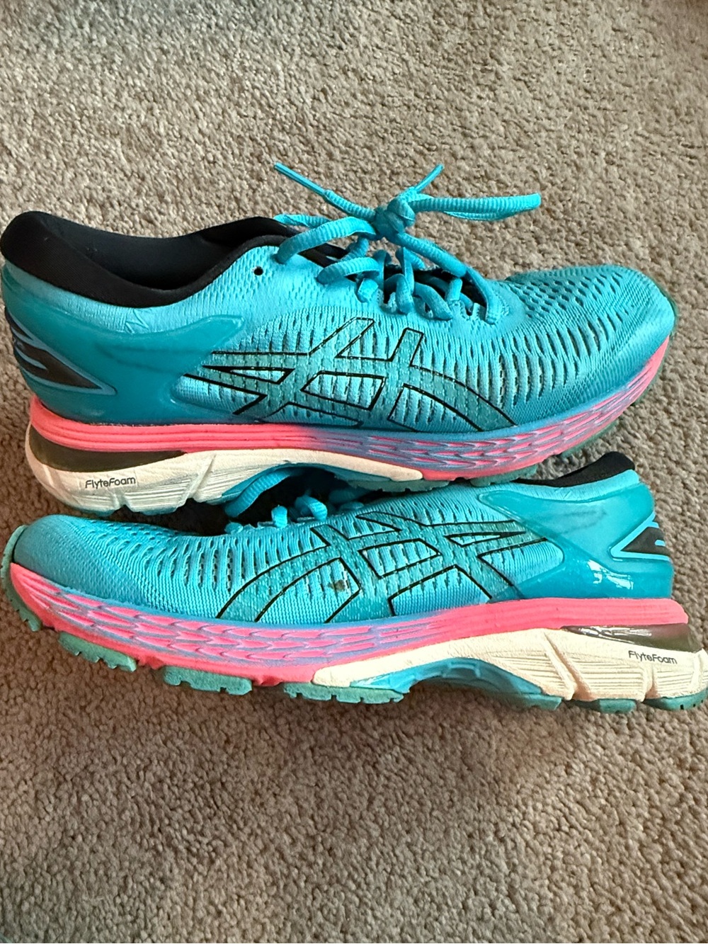 Women’s ASICS Gel Kayano 25